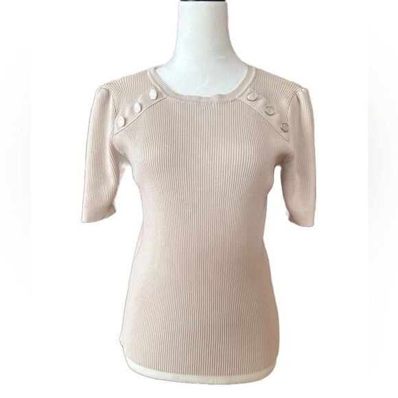 Alice Blue ribbed short sleeve top with cream and gold button accents - Picture 1 of 9